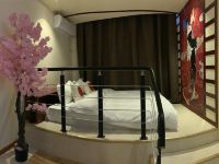 繁花主题酒店 - 浪漫日式大床房