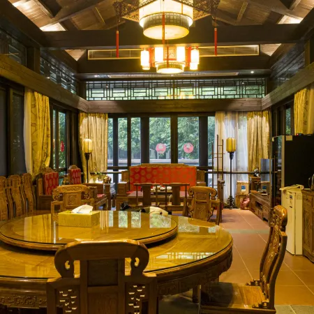 Qingquangu Homestay
