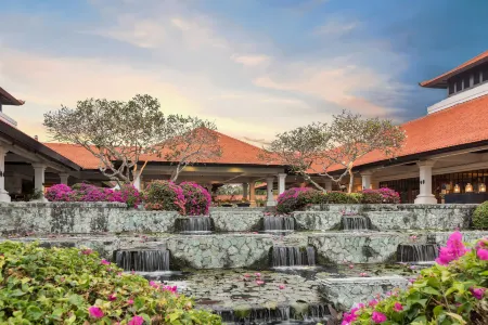 Grand Hyatt Bali Отели рядом с достопримечательностью «Nusa Dua Beach»
