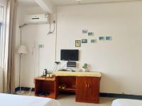 涠洲岛流逸雅居客栈 - 十一室一厅套房