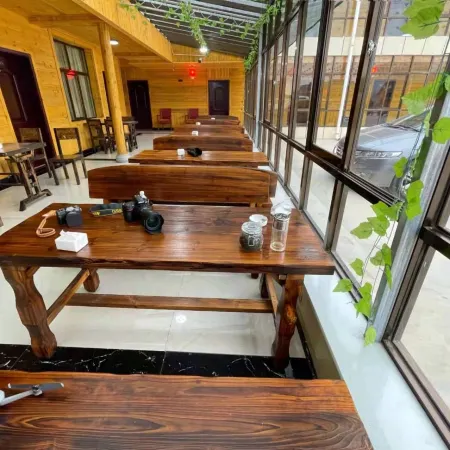 Qilian Country Guest House (Zhuoer Mountain Resort)