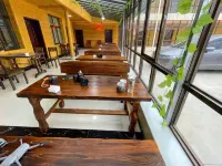 Qilian Country Guest House (Zhuoer Mountain Resort) - Morgenmad