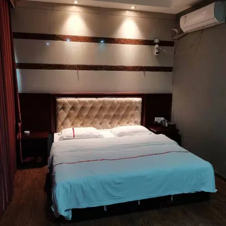 Kaijiang Xili Hotel