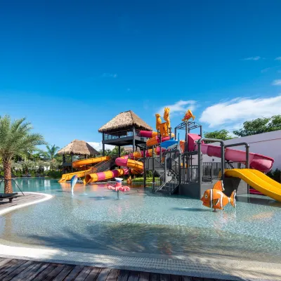 เดอะสแปลช เกาะช้าง โรงแรมใกล้หาดไก่แบ้