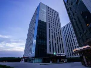 윈덤 가든 호후트 사이한