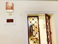 Hôtel Bellevue Montmartre Các khách sạn gần 10. Gare du Nord - Gare de l'Est