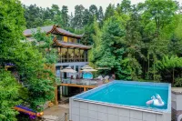 Floral Hotel · Changde Huaxilugu Hotel