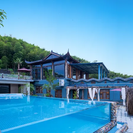 Floral Hotel·Wuyi Shandu Ancient Ship Wood Hot Spring Hotel