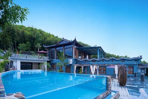 Floral Hotel·Wuyi Shandu Ancient Ship Wood Hot Spring Hotel