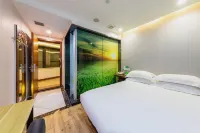 Vatica Hotel (Shanghai Haichang Ocean Park Dishui Lake) Hotels in Shanghai