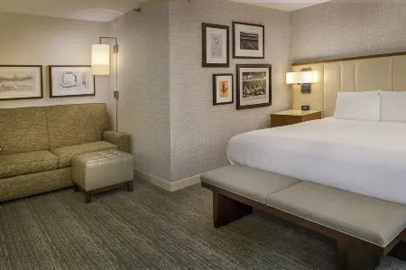 Hilton St. Louis at The Ballpark