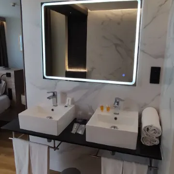 Eurohotel Diagonal Port Отели рядом с достопримечательностью «Диагональ Мар»