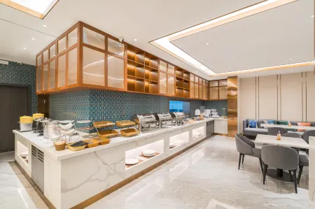 Baiyulan Hotel (Tianjin Beichen District Government Guoyuan South Road Subway Station) Отели рядом с достопримечательностью «North Campus of Tianjin Metallurgical Vocation-technology Institute»