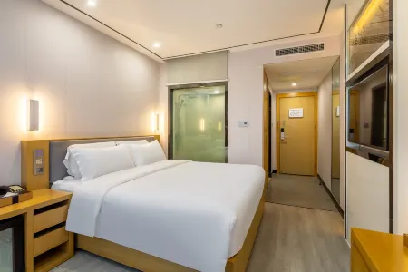 Lavande Hotels (Shanghai Hongqiao Railway Station National Convention and Exhibition Center)