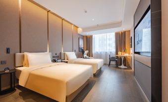 Atour Hotel (Shanghai New International Expo Center Yanggao South Road Metro Station)