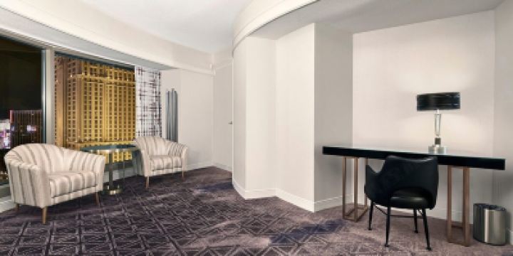 ウルトラパノラマキングサイズベッドスイート 禁煙 プラネット ハリウッド リゾート&カジノの写真