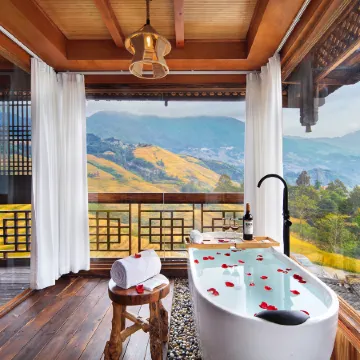 Xia Tiruijing Homestay (Longji Jinkeng Daguzhai Terrace Observation Deck)
