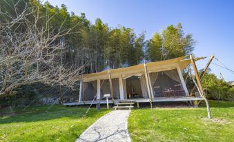 Dousha River Hot Spring Town Hotel