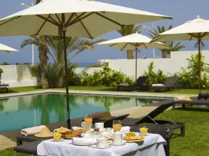 Le Riad Villa Blanche