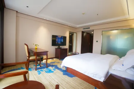 Qianxi Grand Hotel (Qianxi High-Speed Railway Station Pedestrian Street Branch）