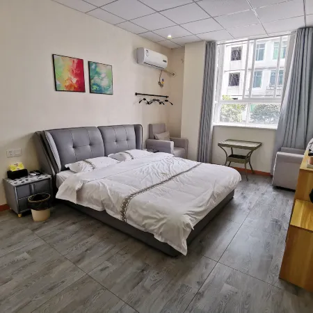 Junlian Yujunzhou Hotel