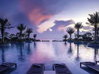 Movenpick Resort Cam Ranh - Beach
