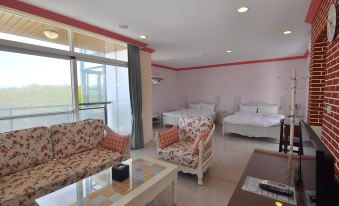 Xinghai Hostel