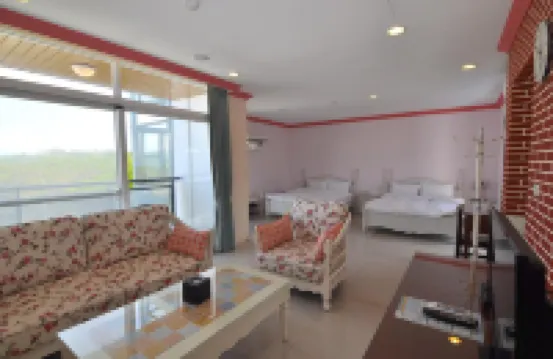 Xinghai Hostel