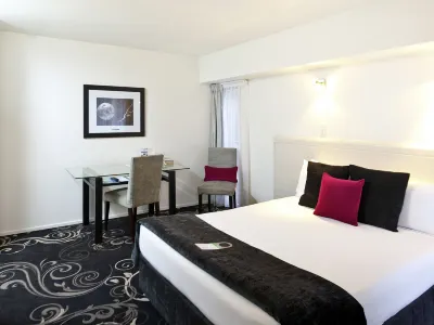 Mercure Wellington Central City Hotel & Apartments Hotels in Wellington Central Business District