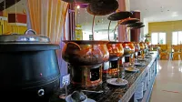 Amartahills Hotel and Resort - breakfast