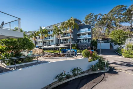 Mantra Nelson Bay Отели рядом с достопримечательностью «Dutchmans Beach Reserve»