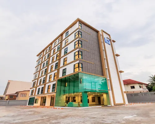 B2 Khon Kaen Premier Hotel Hotels near U-Bar