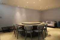Magnotel Hotel of Fangxian Pedestrian Street - فطور