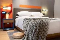 Tongling Tianjing Lake Jinling Jialong Hotel