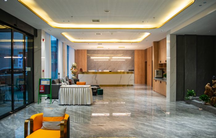 Huazhuo Hotel