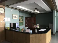 Wuchang Mountain Inn