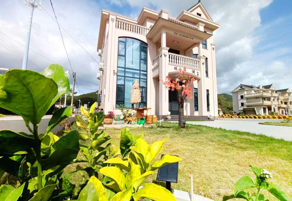 Xiangshan Linxi Pavilion Homestay - Housity