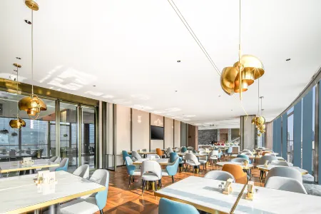 Atour  Hotel, Xinghuo Road, Nanjing Pharmaceutical Valley Отели рядом с достопримечательностью «Nanjing University of Information Science & Technology»