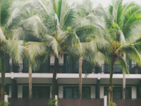 น้ำใสเขาสวย รีสอร์ท โรงแรมในระนอง