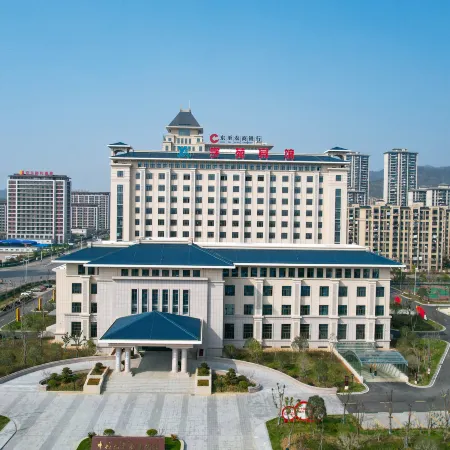 Dongzhi Xueyuan Hotel