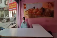 Goroomgo Swastik Guest House Varanasi