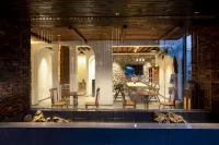 Liangqi Private Tang Homestay Hotels in Mao County