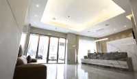 Orange Hotel Select (Nanxian People's Hospital Branch)