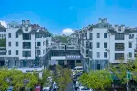Sizhou Business Hotel (Jiashan Railway Station)