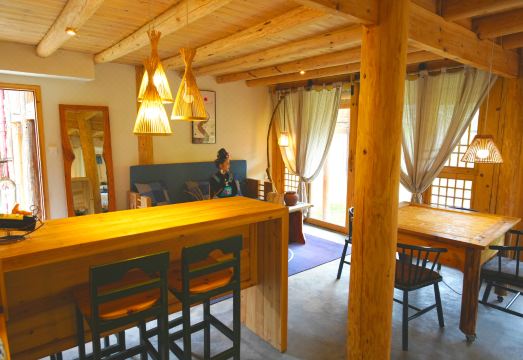 Wanqingsuji B&B 로프트 객실 전경