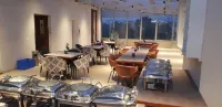 Goroomgo Hotel Singla Residency Kangra
