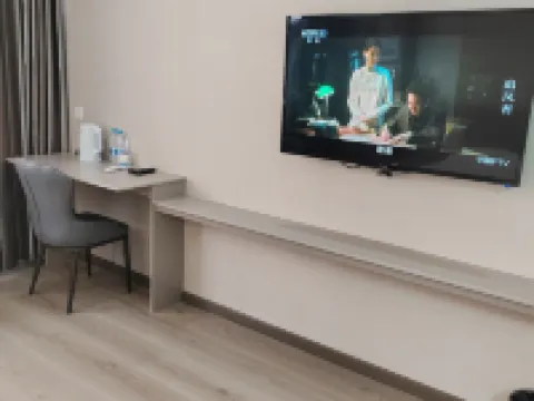 Qiqi Hotel (Longnan High-Speed Railway Station First People's Hospital) Hotels in Longnan