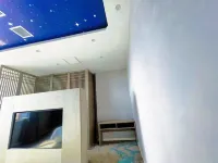 Arong DC Theme Hotel