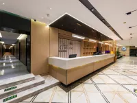 Comfort Hotel (Beijing Xizhimen Cishousi Subway Station Branch) Hotels near Cishousi Station
