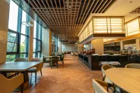 Taibaishan Yijing Holiday Hot Spring Hotel